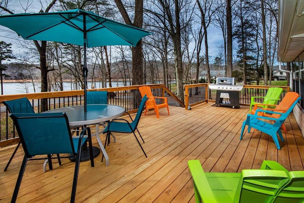 Flat lot, Lakefront Ranch Style Hm, Norris Lake, Discounts Available, pvt. dock in Norris Lake