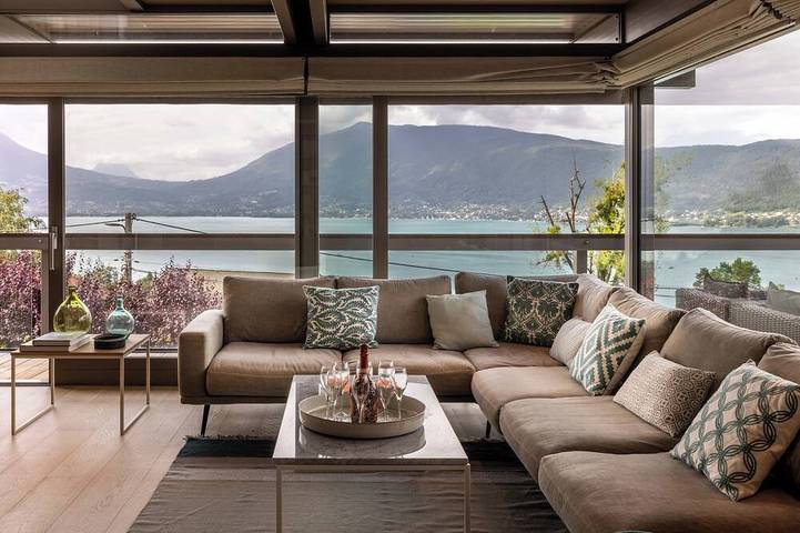 Villa pour 8 personnes, avec jardin à Veyrier-du-Lac