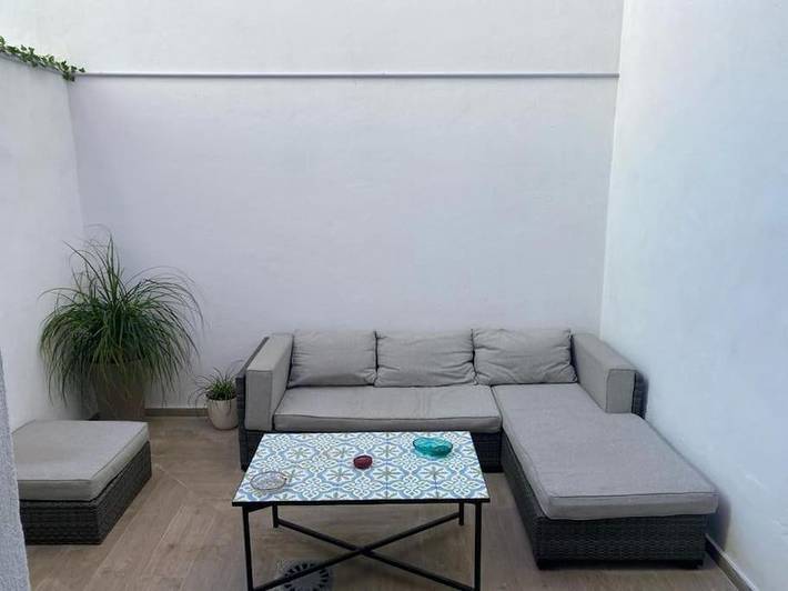 Apartamento para 4 personas, con jardín y terraza en La Malvarrosa