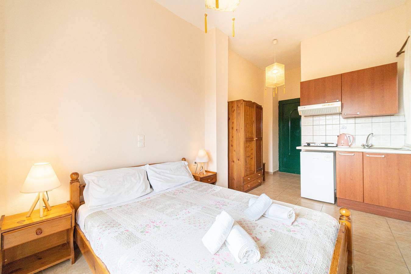 Entire studio, Studio Apartment Arianna Studio 12 with Sea View, Shared Pool & Wi-Fi in Paleokastritsa, Corfu