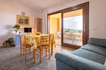 Vakantieappartement voor 4 Personen in Trinità d'Agultu e Vignola, Olbia-Tempio, Afbeelding 2