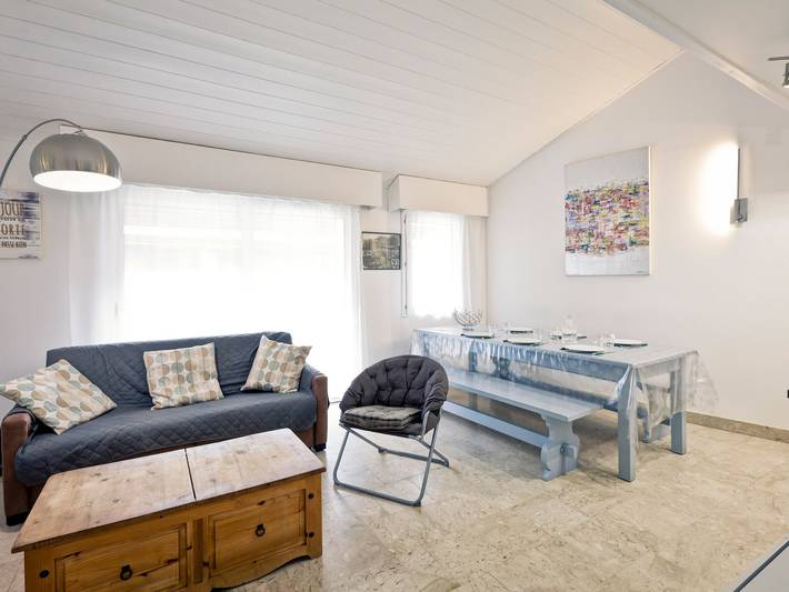 Gîte pour 8 personnes, avec Balcon dans Casino De Brides Les Bains