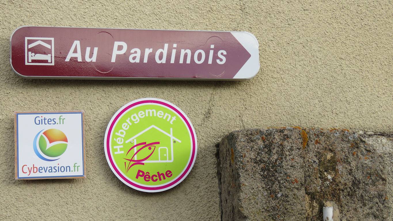 Au Pardinois - Gîte 3 étoiles in Région de Besse-et-Saint-Anastaise