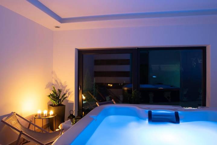 Ferienwohnung für 7 Personen, mit Terrasse und Sauna sowie Ausblick und Garten - 1