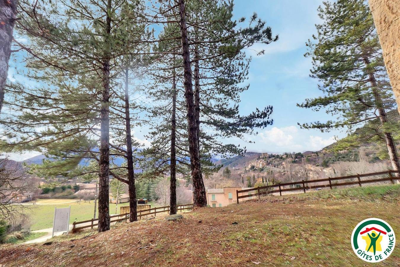 Appart 11 in Montbrun-les-Bains, Región de Nyons