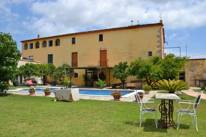 Casa rural para 11 personas, con Jardín en Garrigás - 2