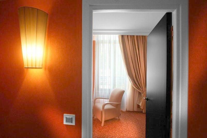 Hôtel Princesse Flore in Royat, Parc naturel régional des Volcans d'Auvergne