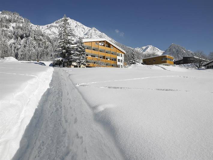 Hôtel pour 2 personnes, avec Terrasse ainsi que Jardin et Sauna dans Wald am Arlberg