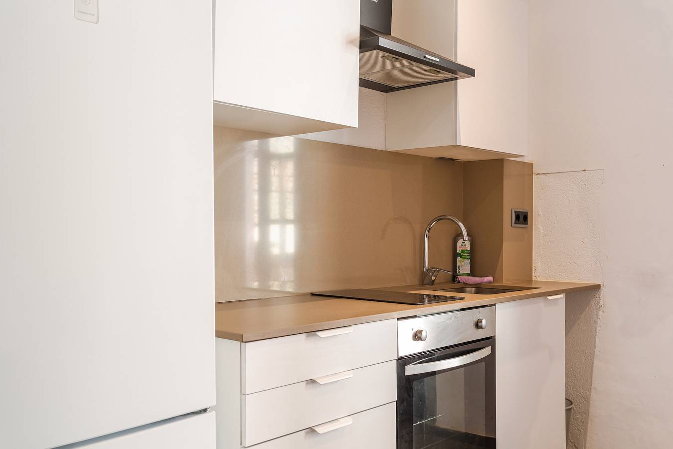 Apartamento entero, Apartamento 'Loft' con piscina compartida, Wi-Fi y aire acondicionado in Santa Coloma de Farners, Provincia de Gerona