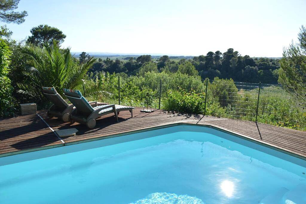 Chalet, quiet, with view and pool (at summertime) in Ventenac-Cabardès, Région de Carcassonne