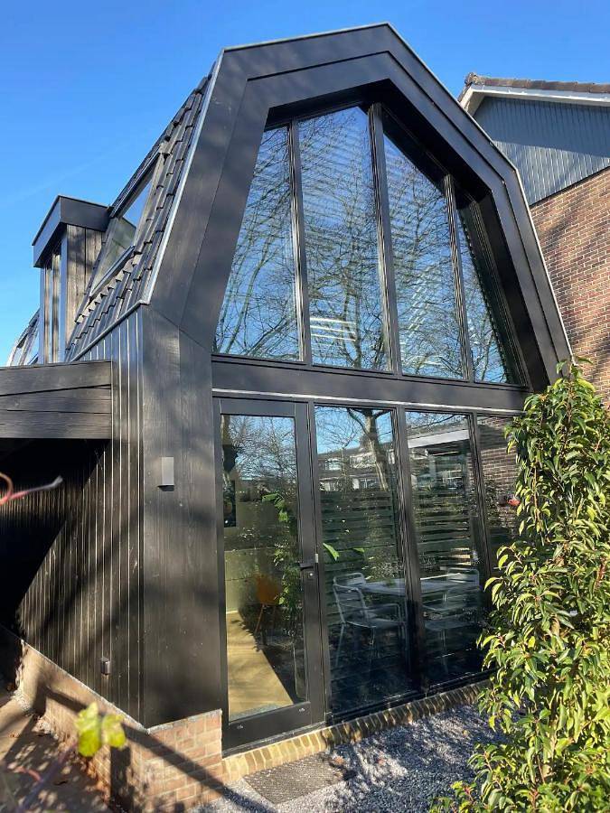Lovely private cottage near Amsterdam in Gouwzee