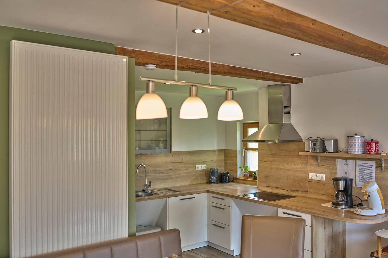 Huisnhof - Fewo Osserberg (110 qm) für 6 Personen mit Kachelofen und 2 Balkonen (Og) in Arrach, Ostbayern