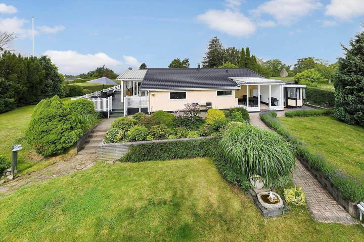 Ferienhaus für 6 Personen, mit Terrasse in Vellerup