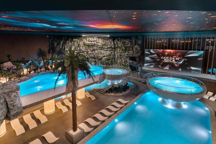 Hotel para 3 pessoas, com Jacuzzi e Jardim e ainda Piscina and Sauna em Fundão