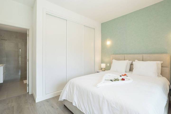 Villa für 8 Personen, mit Garten und Balkon in Portimão - 3