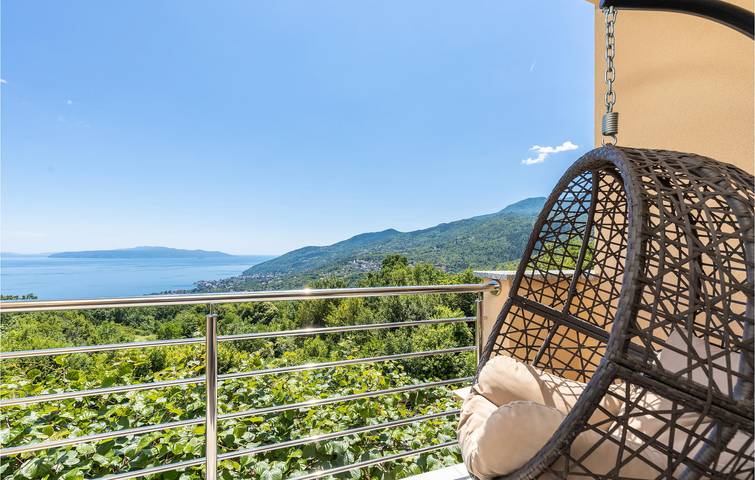 Ferienwohnung für 8 Personen, mit Garten und Terrasse in Grad Opatija - 4