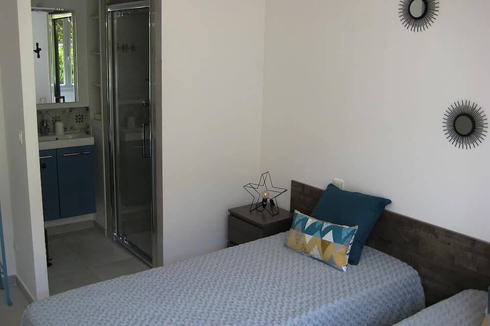 Geheel appartement, 2-bedroom apartment 70m2 new 3* Sainte-Maxime center - terrace / garden parking in Sainte-Maxime, Draguignan en omgeving