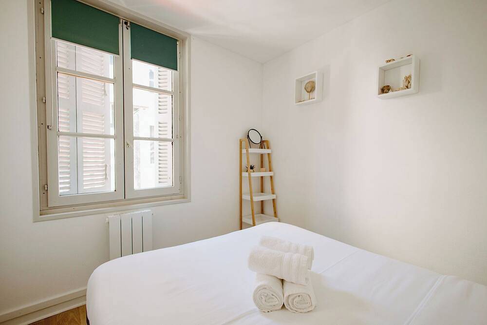 Appartement entier, Appartement\" Le 77 de Satie\", séjour raffiné au cœur historique d'Honfleur in Honfleur, Région de Lisieux