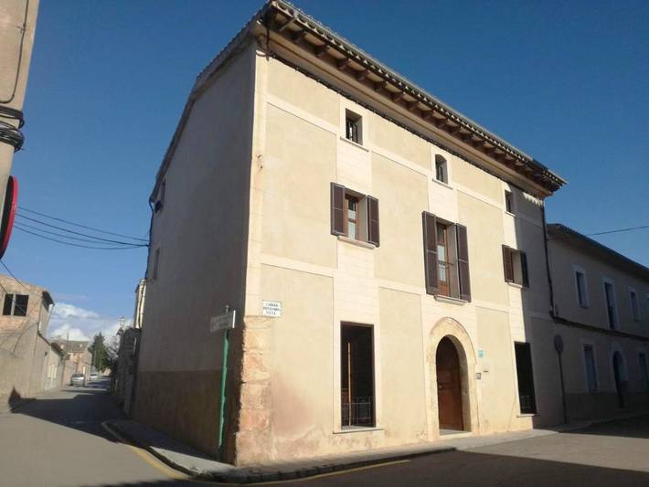 Finca für 10 Personen, mit Balkon und Terrasse sowie Garten und Pool in Pina (Mallorca)