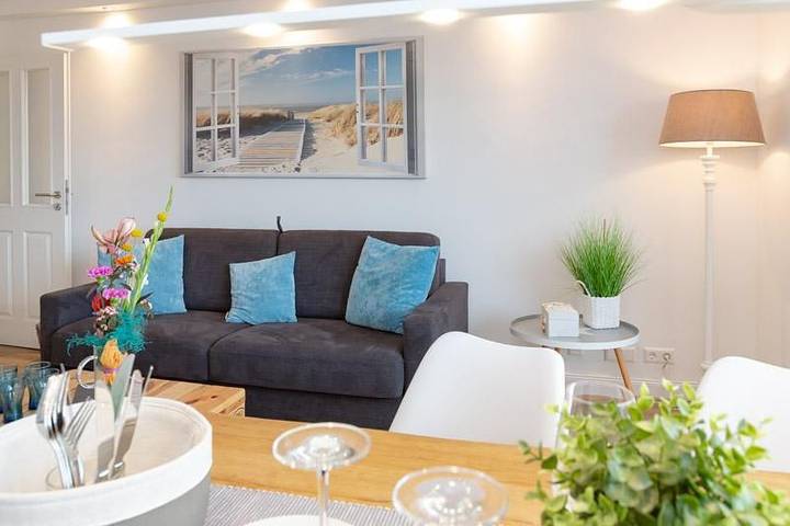 Ganze Wohnung, 2-Zimmerwohnung Sommerset, direkt am Strand mit Balkon & Stellplatz in Westerland, Sylt (Gemeinde)