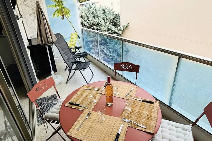 Gîte pour 3 personnes, avec balcon dans Plage La Favière - 4