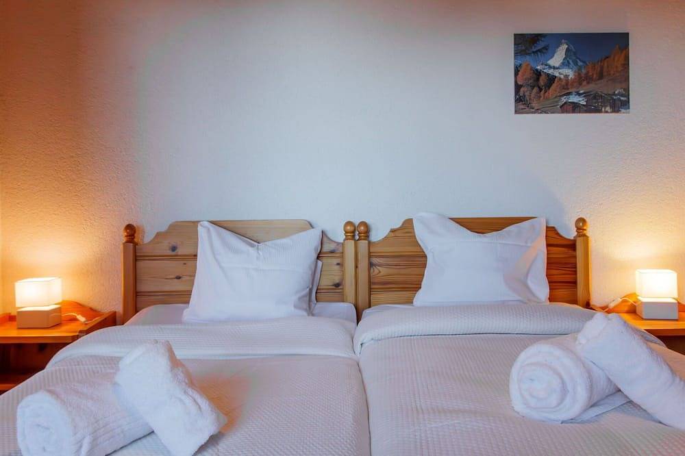 Geheel appartement, Gezellig appartement voor 4 personen met Wifi, balkon en panorama in Champoussin, Val-d'Illiez