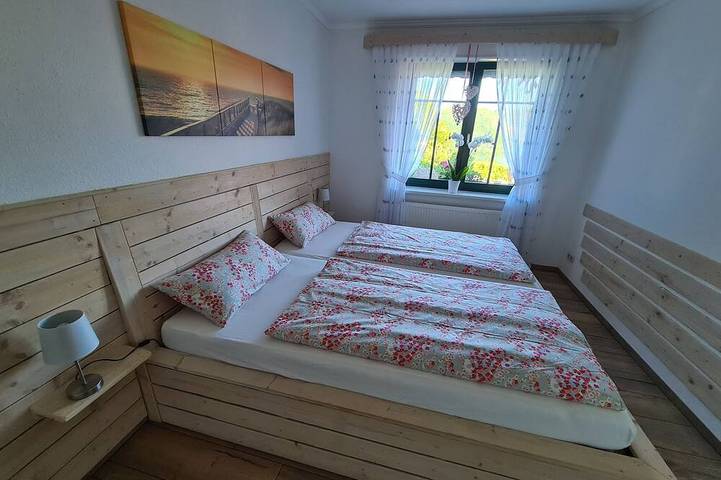 Ferienwohnung für 4 Personen, mit Terrasse und Sauna sowie Garten in Vöhl - 4