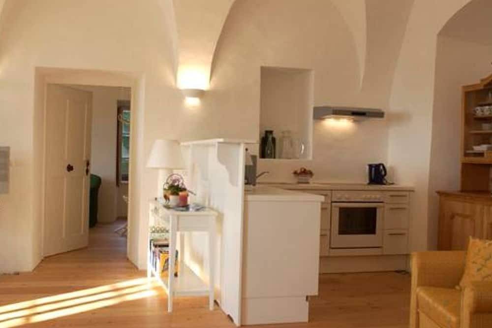 Appartment Schmadl - Hotel Landsitz Pichlschloss in Mariahof, Lavanttaler Alpen