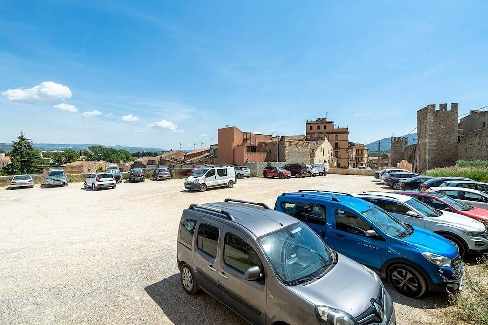 Apartamento entero, Apartamento con vistas a la Muralla a 30min Port Aventura in Mont Blanc (Tarragona), Provincia de Tarragona