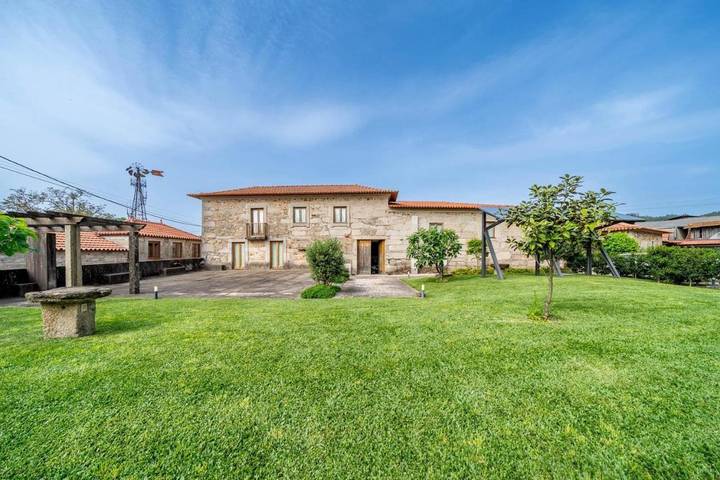 Hôtel pour 3 personnes, avec jardin et vue à Maia - 2