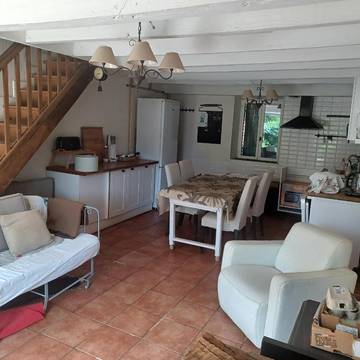 Gîte pour 4 personnes, avec jardin ainsi que vue et terrasse, animaux acceptés à Saint-Laurent-les-Églises