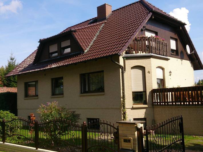 Hostel für 3 Personen, mit Garten in Cottbus