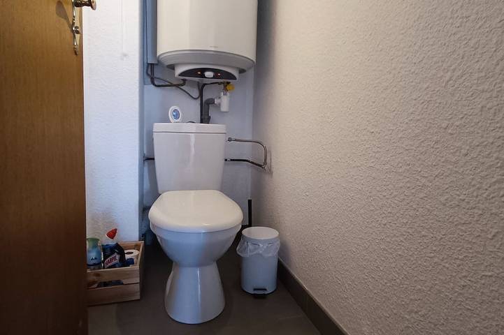 Ganze Wohnung, Cozy apartment with a balcony for 4 people near Strasbourg, Colmar, and Europapark in Geispolsheim, Region Straßburg