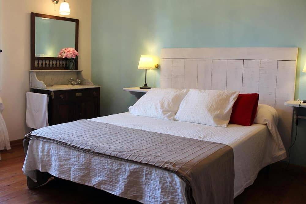 Country House 'Molino El Sotillo' with Private Garden and Wi-Fi in San Martín del Obispo, Saldaña