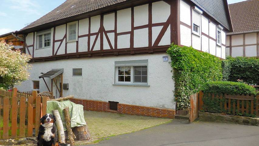 Ferienwohnung für 2 Personen, mit Garten und Terrasse, mit Haustier in Frielendorf