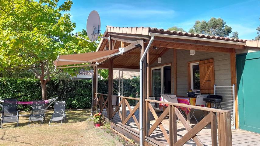 Gîte pour 5 personnes, avec piscine ainsi que jardin et terrasse à Hourtin - 2