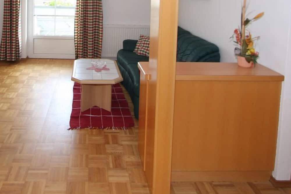 Ganze Wohnung, Ferienwohnung Frank by Interhome in Feldkirchen in Kärnten, Oberkärnten
