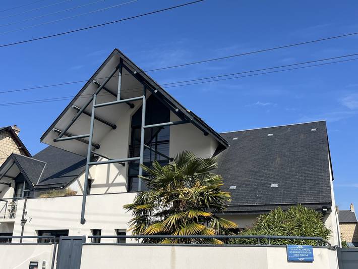 Gîte pour 2 personnes, avec balcon et piscine dans le Calvados