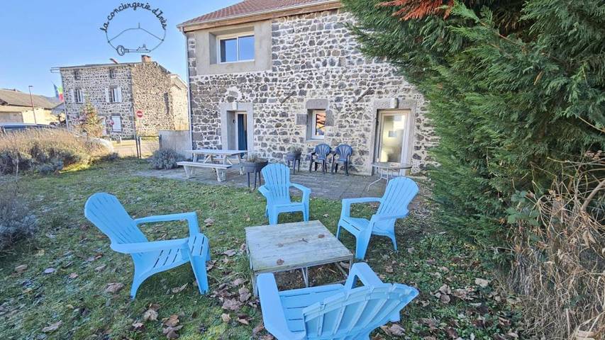 Gîte pour 12 personnes à Saint-Ours