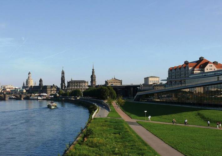 Hotel für 10 Personen, mit Terrasse und Sauna in Semperoper