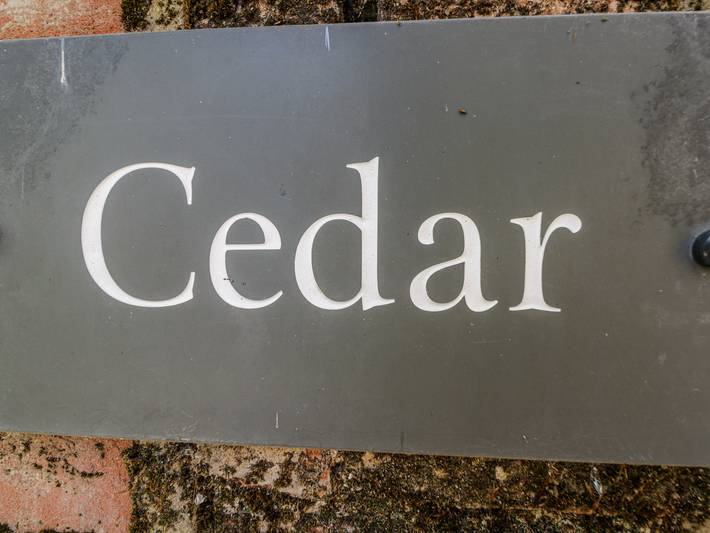 Entire apartment, Cedar in Kintbury, Berkshire