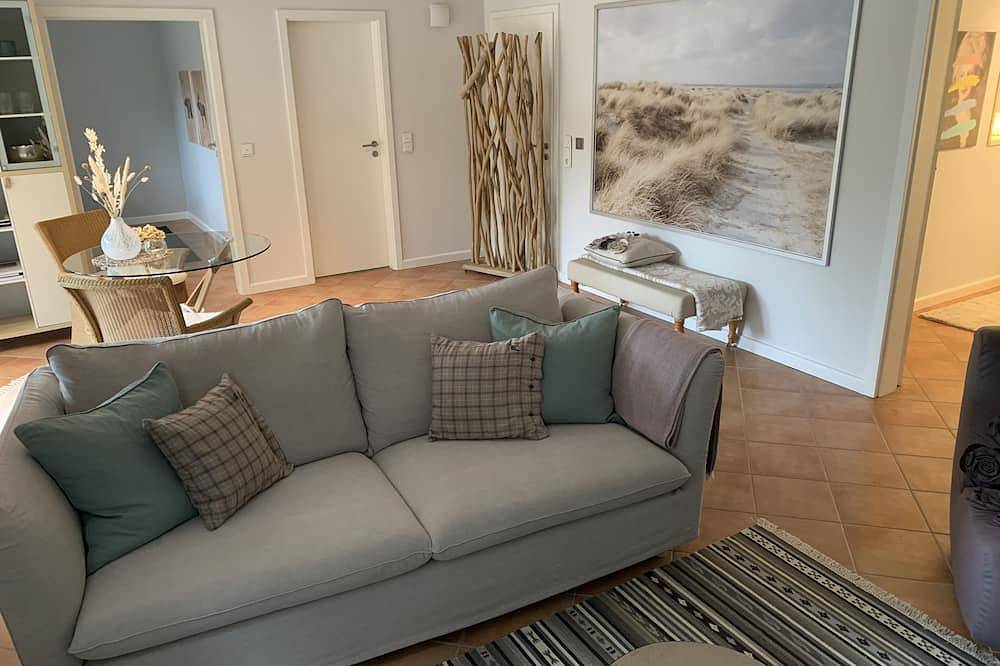 Ganze Wohnung, Traumhafte Ferienwohnung nahe dem Nord-Ostsee-Kanal in Quarnbek, Rendsburg-Eckernförde