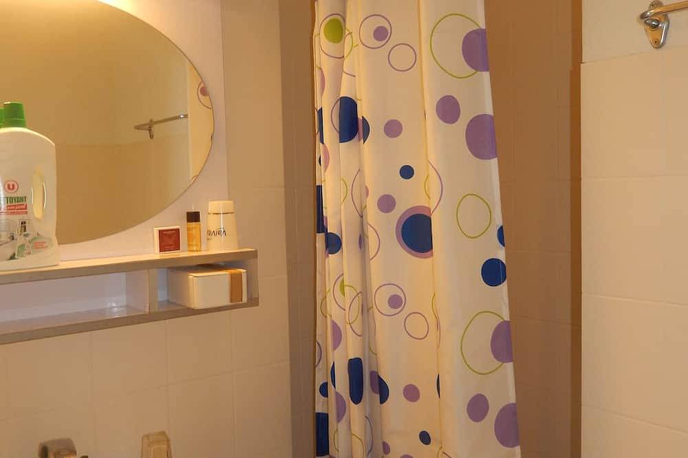 Ganze Wohnung, Lovely studio in the center of town 2 balconies in Aix-les-Bains, Chambéry und Umgebung