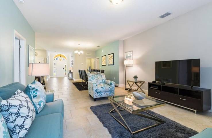 Accessible Retreat Solterra Resort Sleeps 11 Pool Jacuzzi Family Friendly in Central Florida