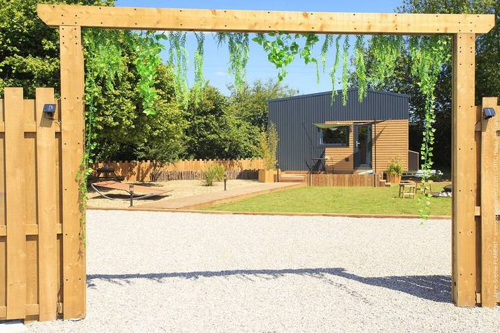 Gîte pour 2 personnes, avec jardin ainsi que terrasse et jacuzzi