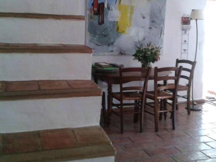 Location de vacances pour 6 personnes, avec jardin à Châteauneuf-le-Rouge - 4