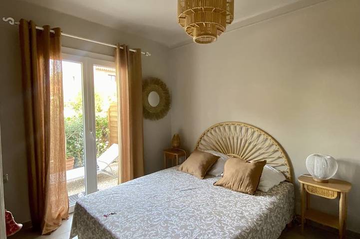 Villa pour 6 personnes, avec terrasse et jardin à Giens - 2