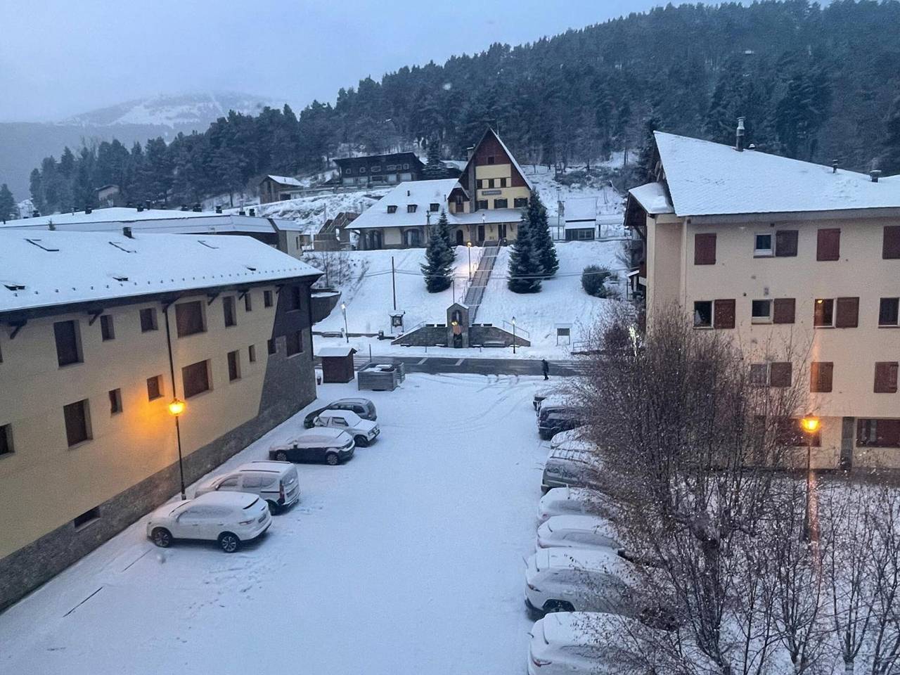Ganze Wohnung, Doppelhaushälfte in La Molina, 5 Minuten von den Skipisten entfernt in La Molina, Alp