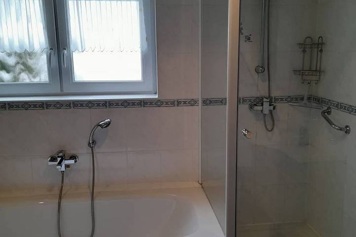 Ganze Wohnung, Ferienwohnung \"Heike\" Gemütliche Ferienwohnung in idyllischer Umgebung in Schauenburg, Landkreis Kassel
