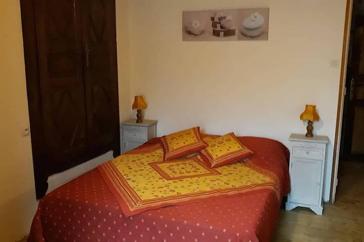 Location de vacances pour 5 personnes, avec jardin et terrasse à Arrien-en-Bethmale - 2